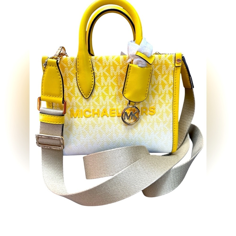 Michael Kors - NWT - Beautiful Yellow and White Logo Bag